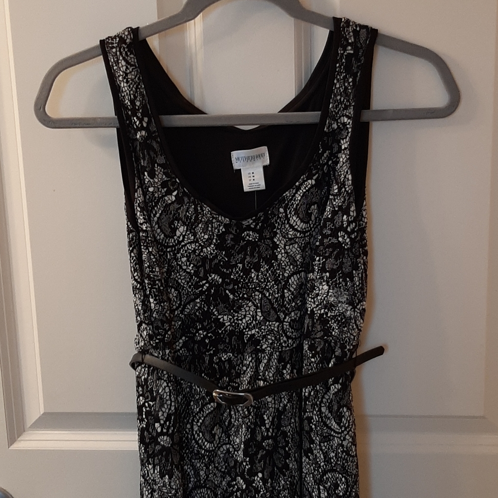 Black and white belted maternity dress